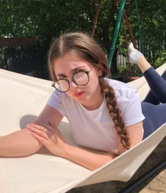 AKSINYA FOTO REAL